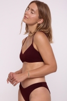 Costa wine brown